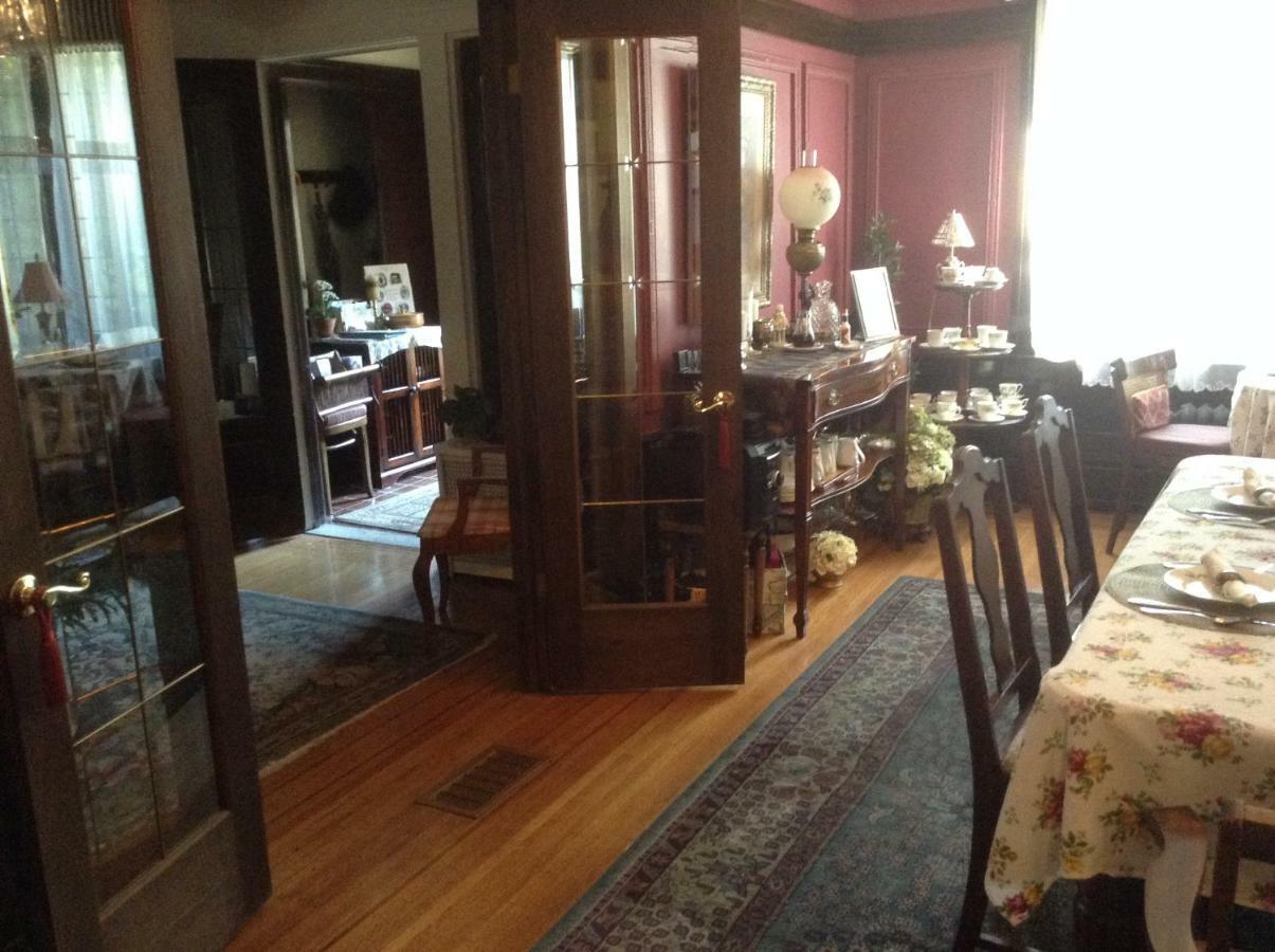 Hanover House Bed And Breakfast Niagarafallen Exteriör bild