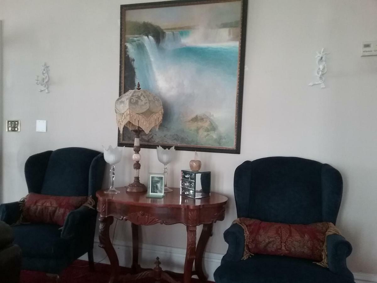 Hanover House Bed And Breakfast Niagarafallen Exteriör bild