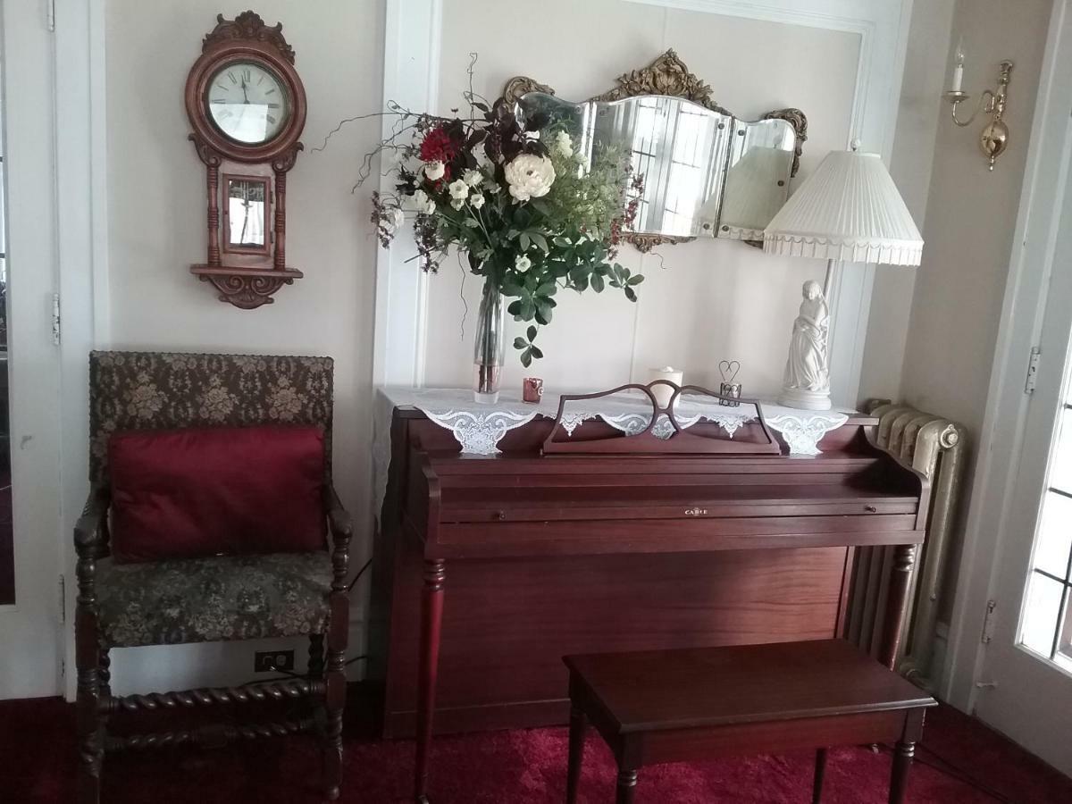 Hanover House Bed And Breakfast Niagarafallen Exteriör bild