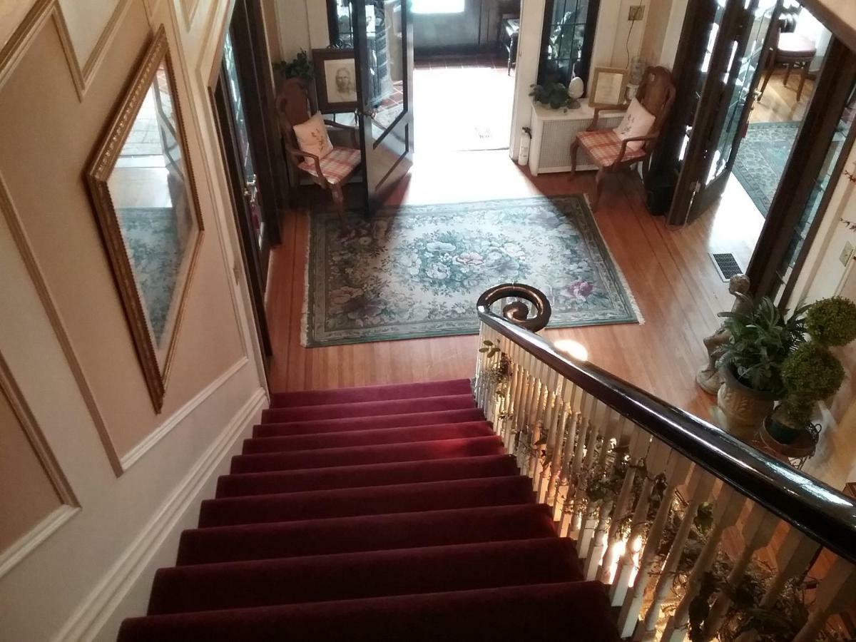 Hanover House Bed And Breakfast Niagarafallen Exteriör bild